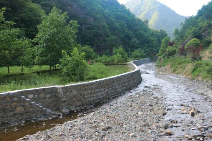 简篇-十里铺街道“四个一”措施推进磨沟流域乡村振兴示范带建设